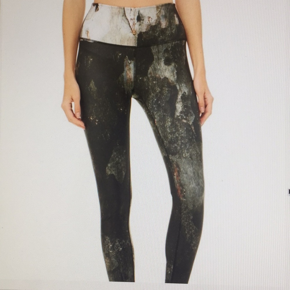 Alo capri high waist airbrush canyon yoga leggings